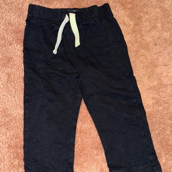 OshKosh B'gosh Black Joggers with White Drawstring - Picture 1 of 3